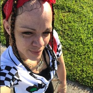 Meet your Posher, Sasha